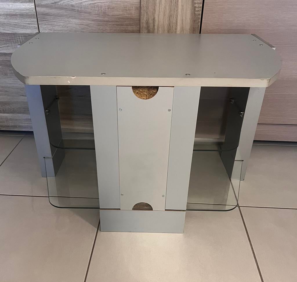 Meuble de télévision, Enlèvement