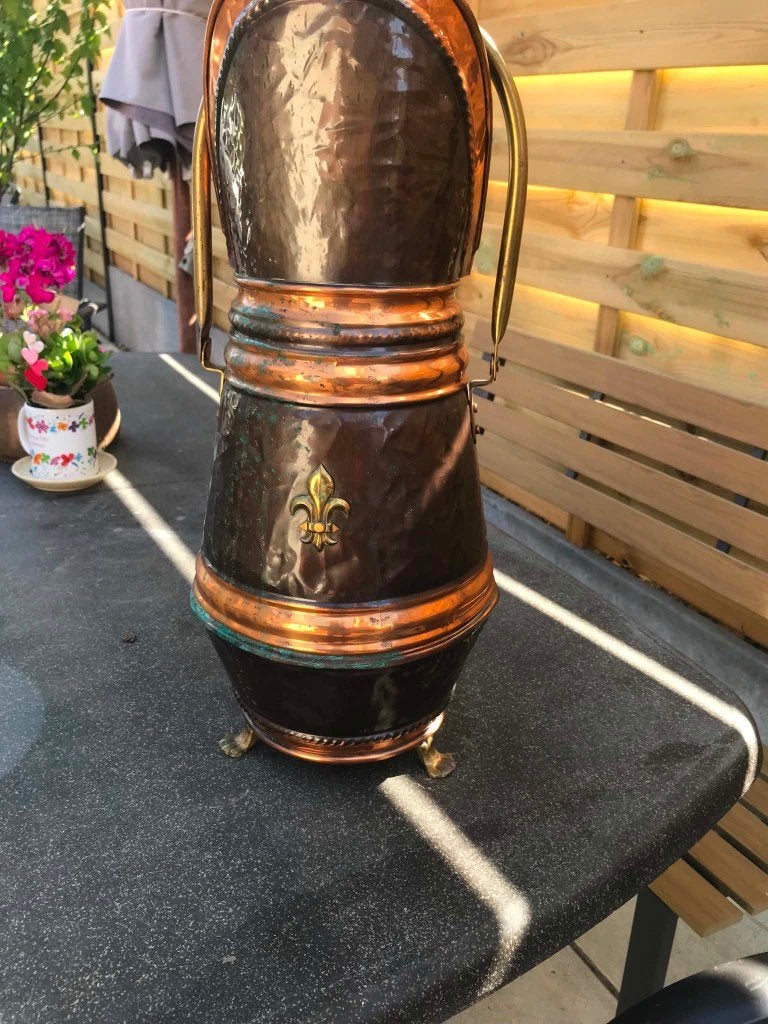 Porte-parapluie ancien en cuivre martelé, Enlèvement, Cuivre