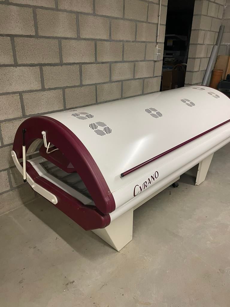 Professionele zonnebank met gezichtsbruiner en body-breeze, Ophalen, Gebruikt, Gezichtsbruiner, 15 lampen of meer