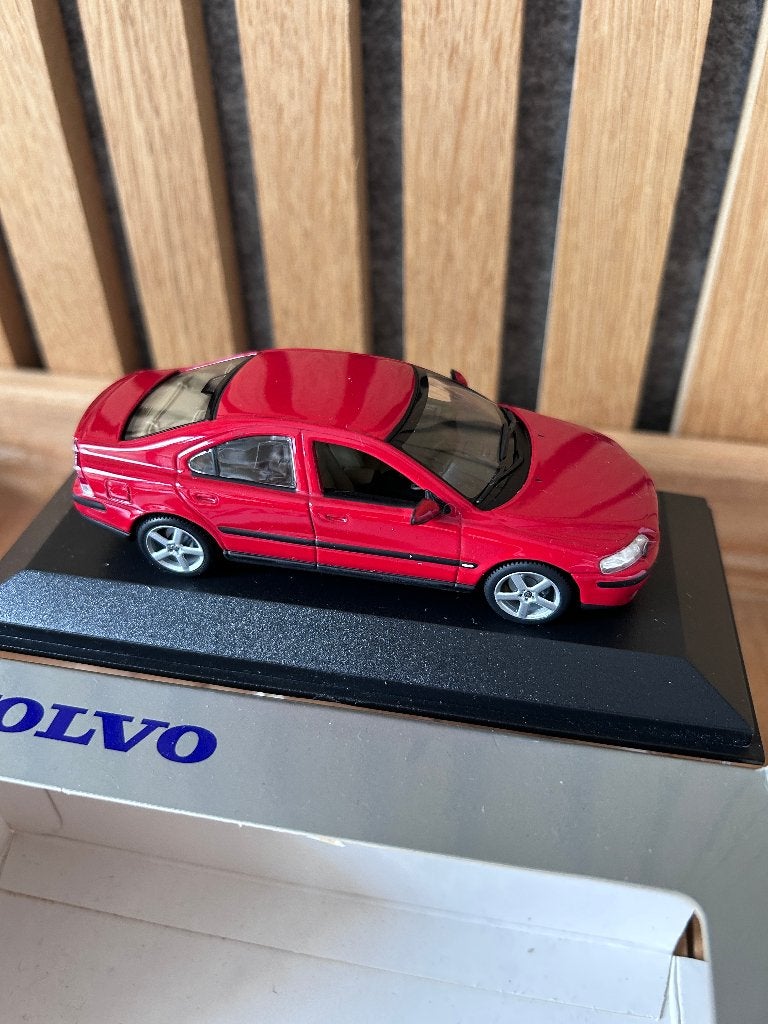 Volvo S60 R 2003 Minichamps 1:43 VFL1099 – promotiemodel, Auto, Ophalen of Verzenden, Zo goed als nieuw, X