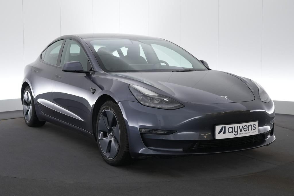 (2BAT608) TESLA MODEL 3, Cuir, Argent ou Gris, 4 portes, Entreprise