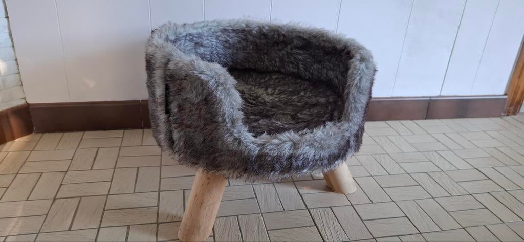 Luxe Kattenfauteuil op pootjes (zgan), Dieren en Toebehoren, Kattenmanden, Ophalen, Pluche