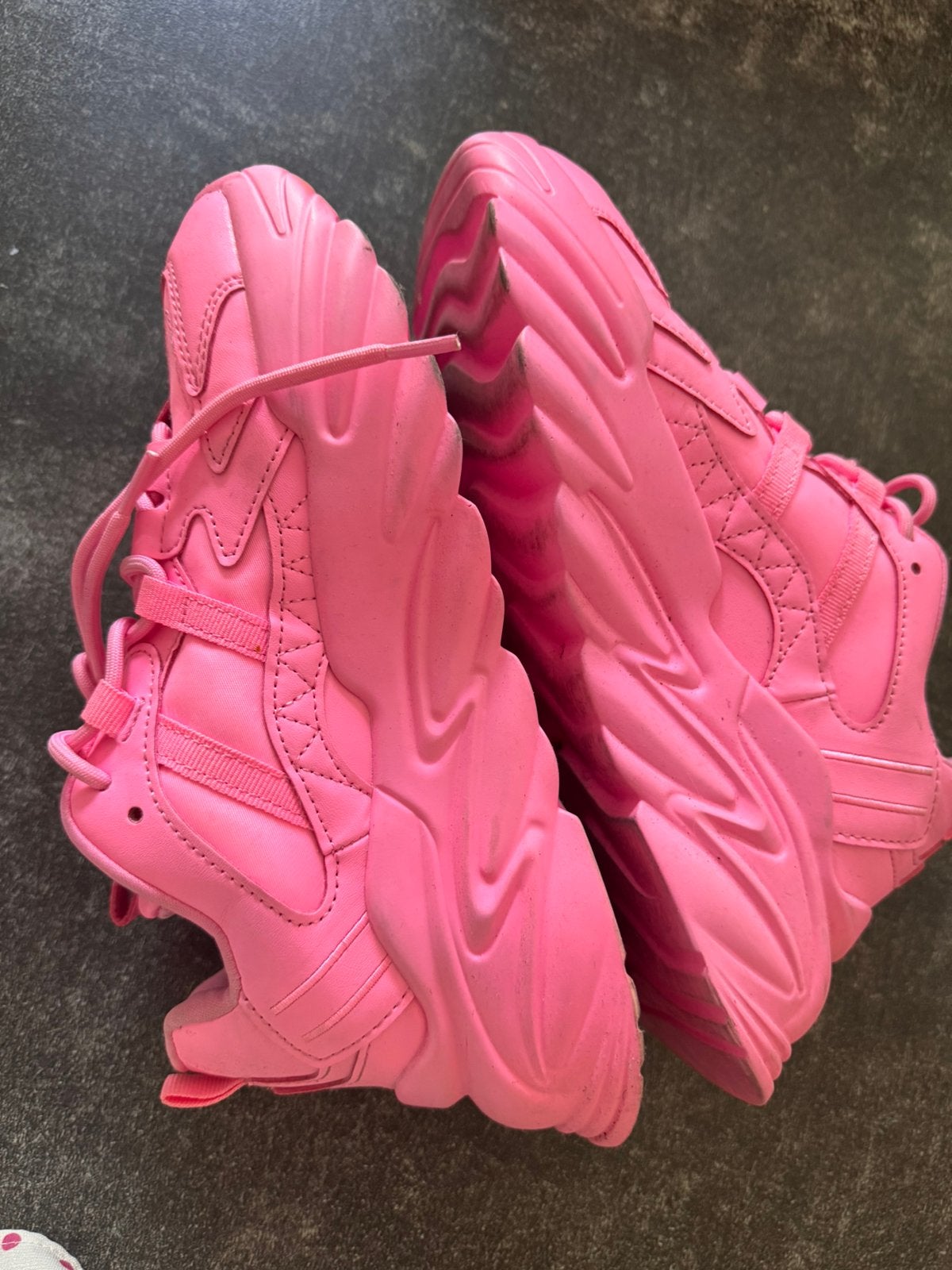Steve madden sneakers size 40, Sport en Fitness, Korfbal, Ophalen of Verzenden, Zo goed als nieuw