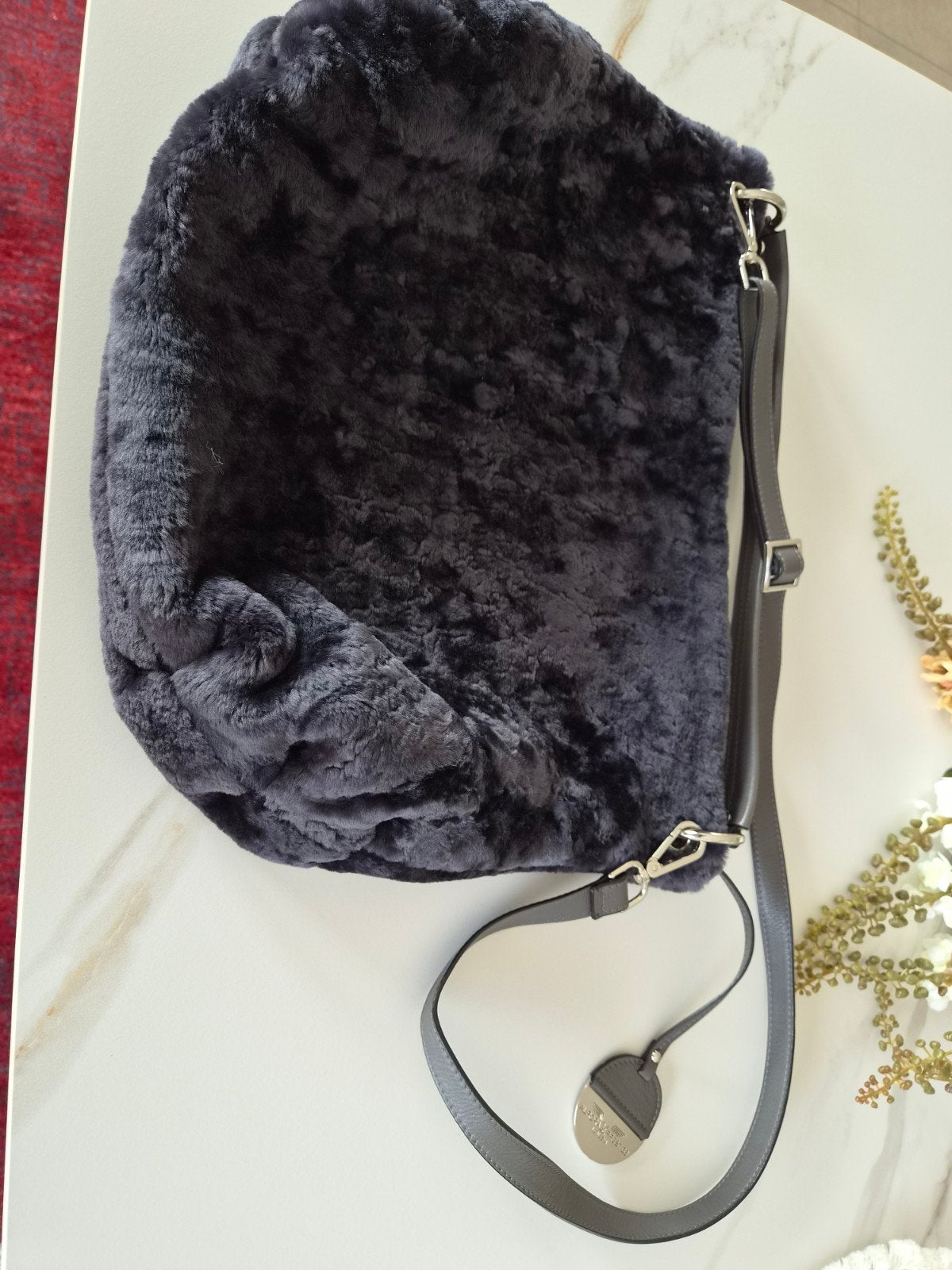 Grijze leren handtas. Echte zachte pels, Enlèvement ou Envoi, Comme neuf, Gris, Sac à main