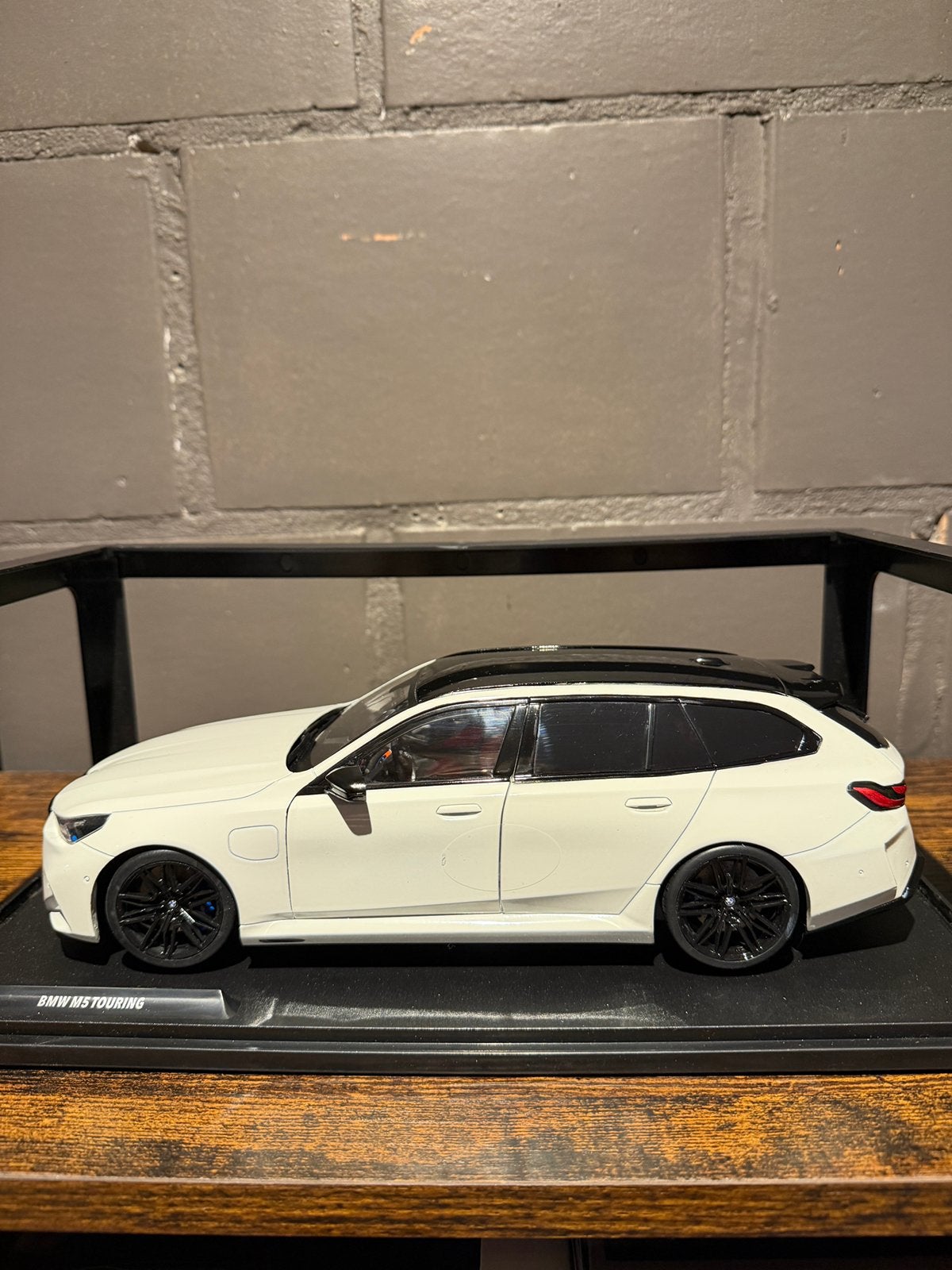 Bmw M5 Touring, Hobby & Loisirs créatifs, Voitures miniatures | 1:18, Enlèvement, Comme neuf