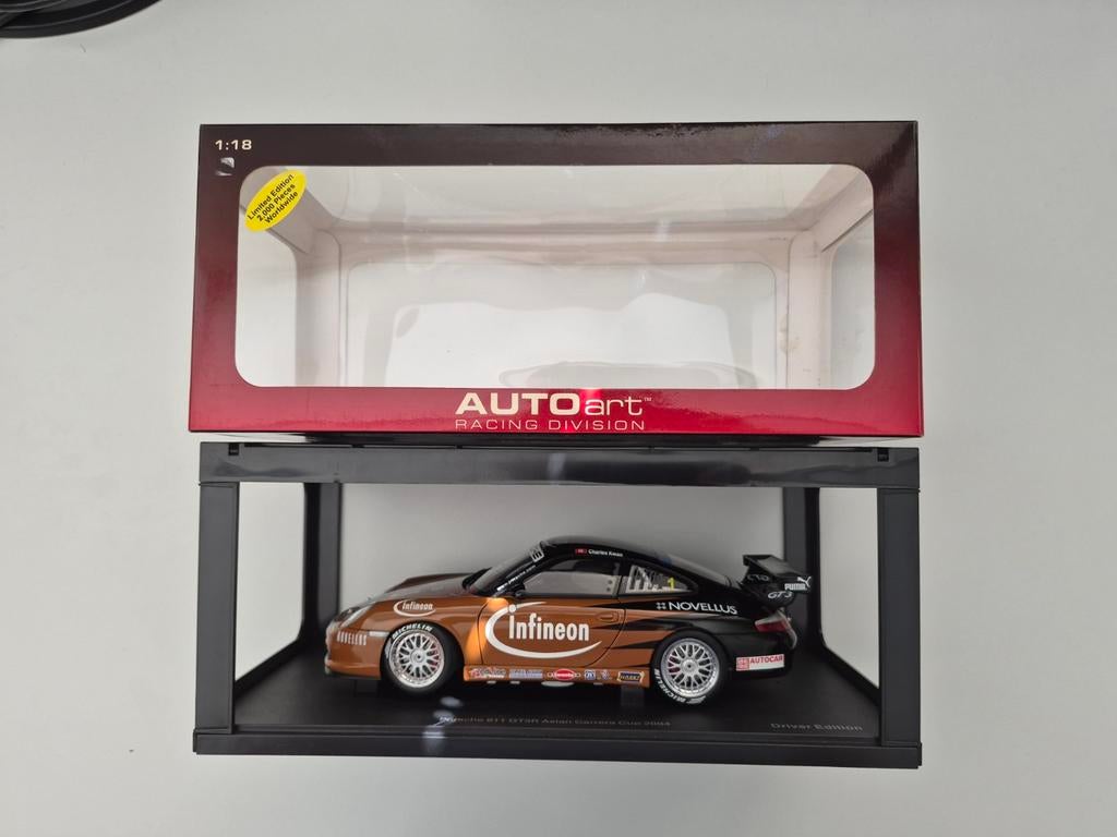 AUTO Art 1/18 Porsche 911 GT3R Asian Carrera Cup 2004 80487, Ophalen of Verzenden, Zo goed als nieuw, Auto, Autoart