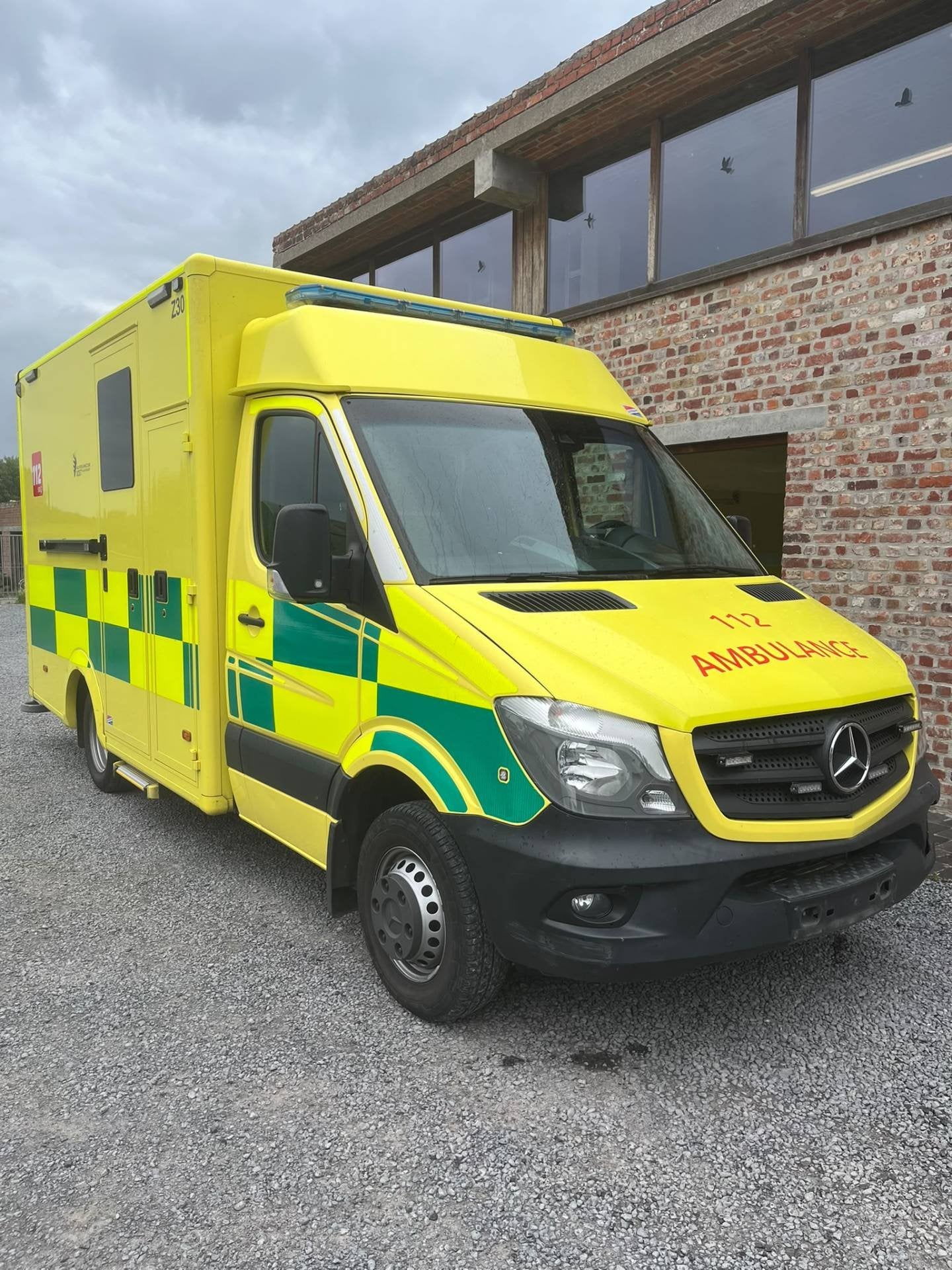 Mercedes-Benz Sprinter 519 CDI Container Ambulance, Auto's, Gebruikt, 2987 cc, Bedrijf, 140 kW