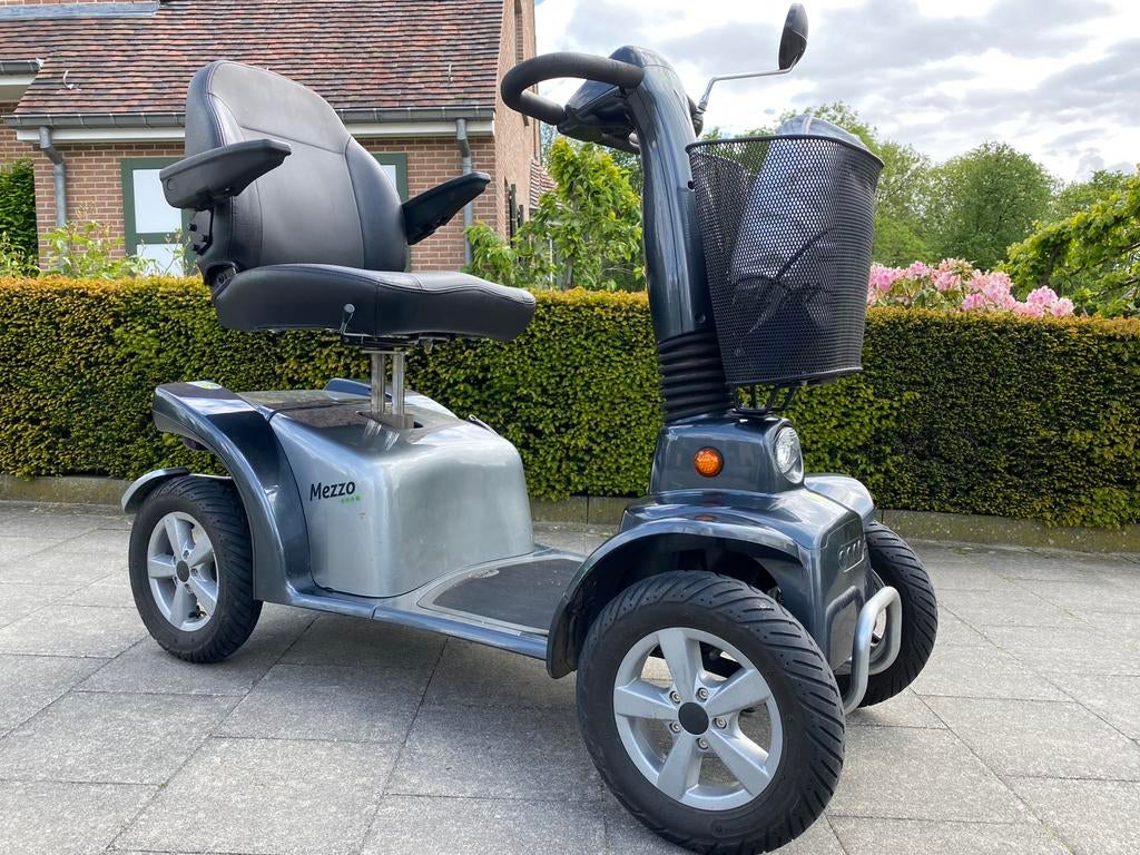 Uitstekend Scootmobiel L & M Mezzo elektrische Invalidescoot, Ophalen of Verzenden, Inklapbaar, Zo goed als nieuw, Elektrische rolstoel