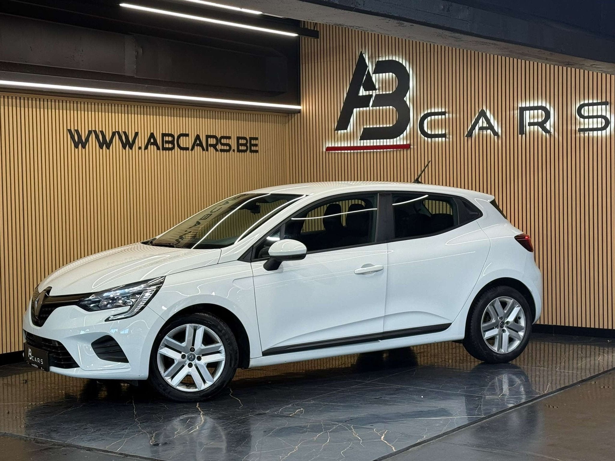 Renault Clio 1.0I SPORT * GARANTIE 12 MOIS *, Autos, Achat, Euro 6, Boîte manuelle, Ordinateur de bord