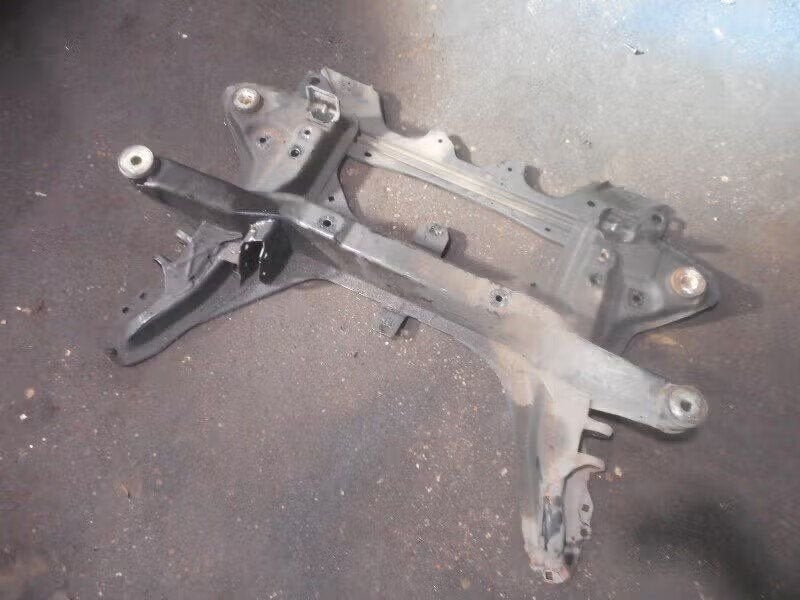 SUBFRAME VOOR Peugeot 406 Coupé (8C) (01-1996/12-2004), Kontakt-peugeot@peugeot.com, Enlèvement ou Envoi, Peugeot Deutschland GmbH