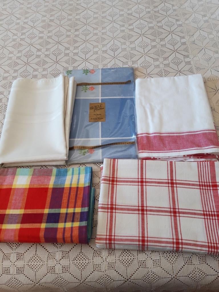 Nappes, tabliers et autres textiles, Enlèvement ou Envoi