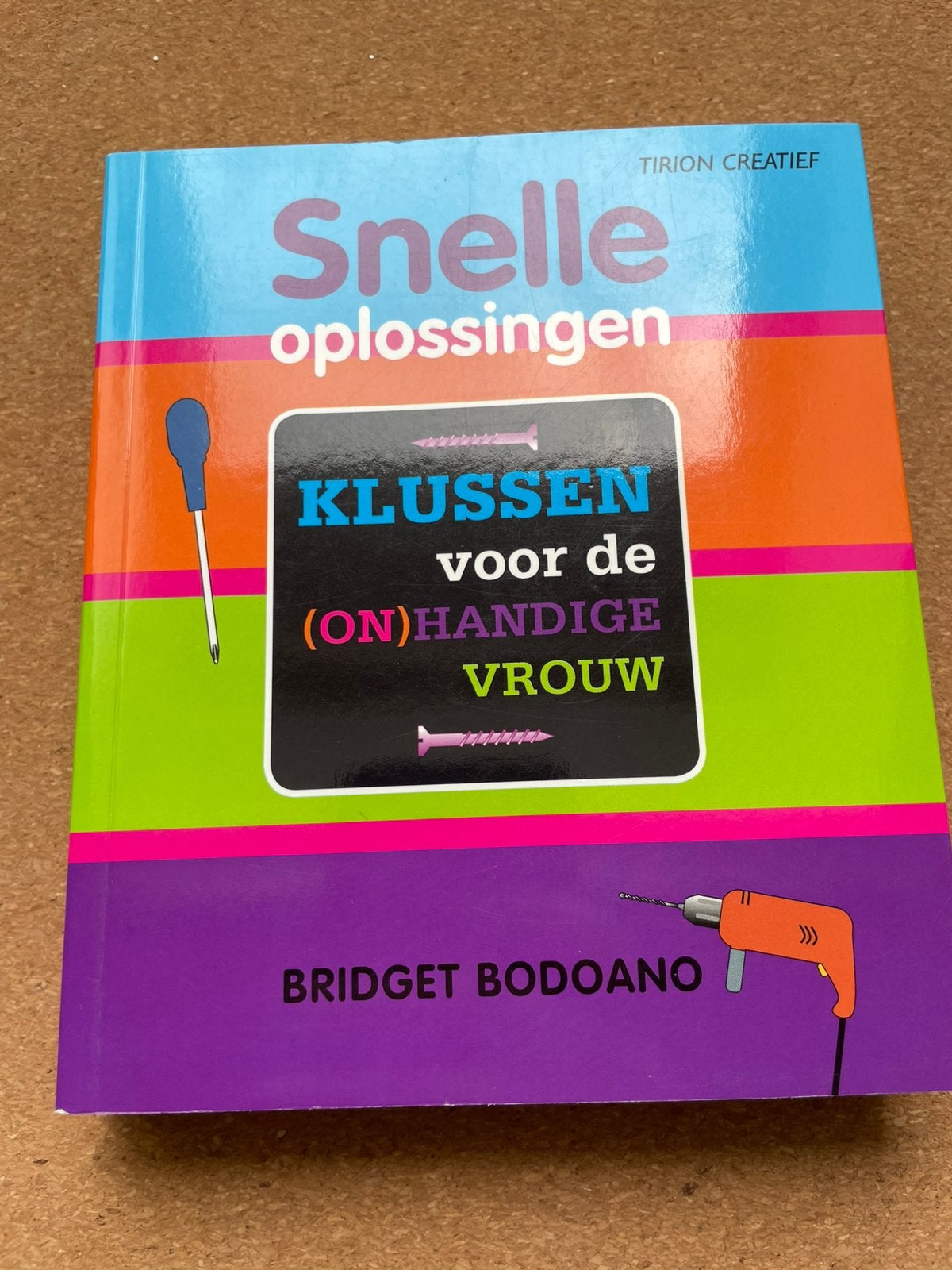Klussen voor de (on)handige vrouw, Boeken, Ophalen, Zo goed als nieuw
