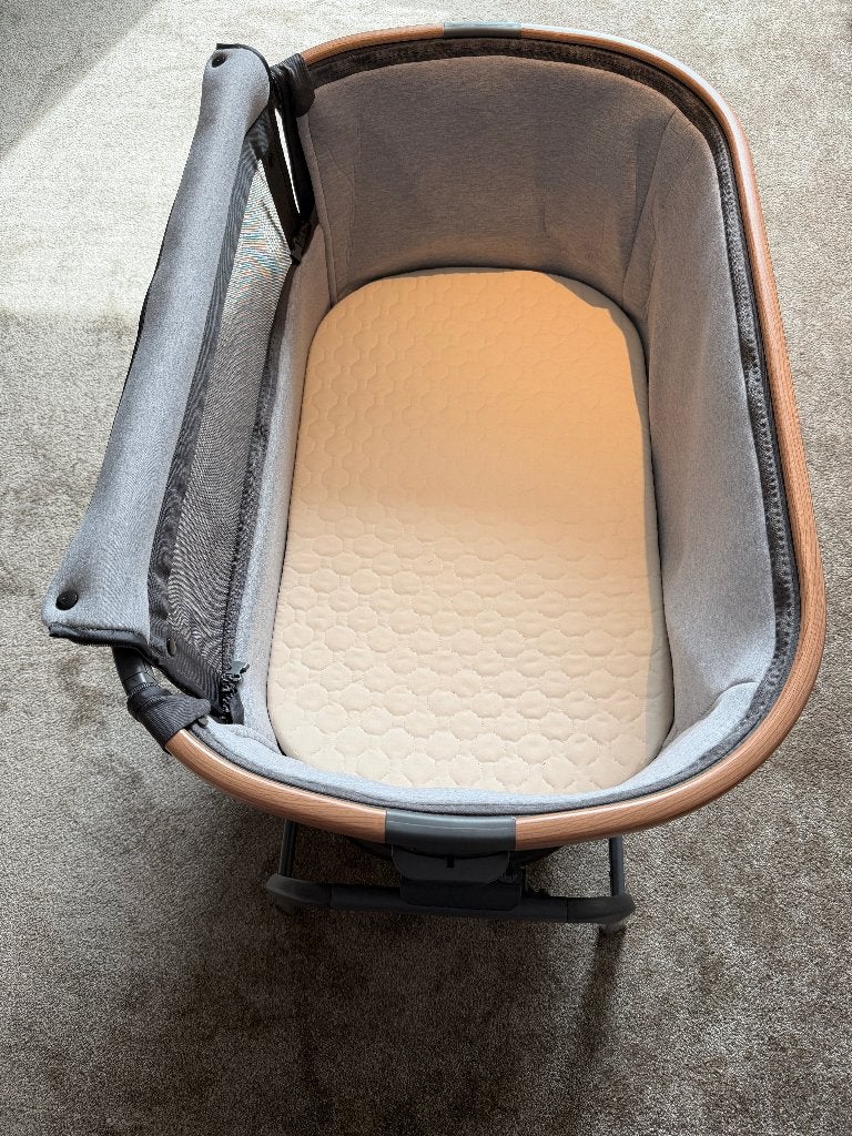 Maxi-Cosi Iora co-sleeper, Enfants & Bébés, Berceaux & Lits, Enlèvement, Comme neuf, Berceau