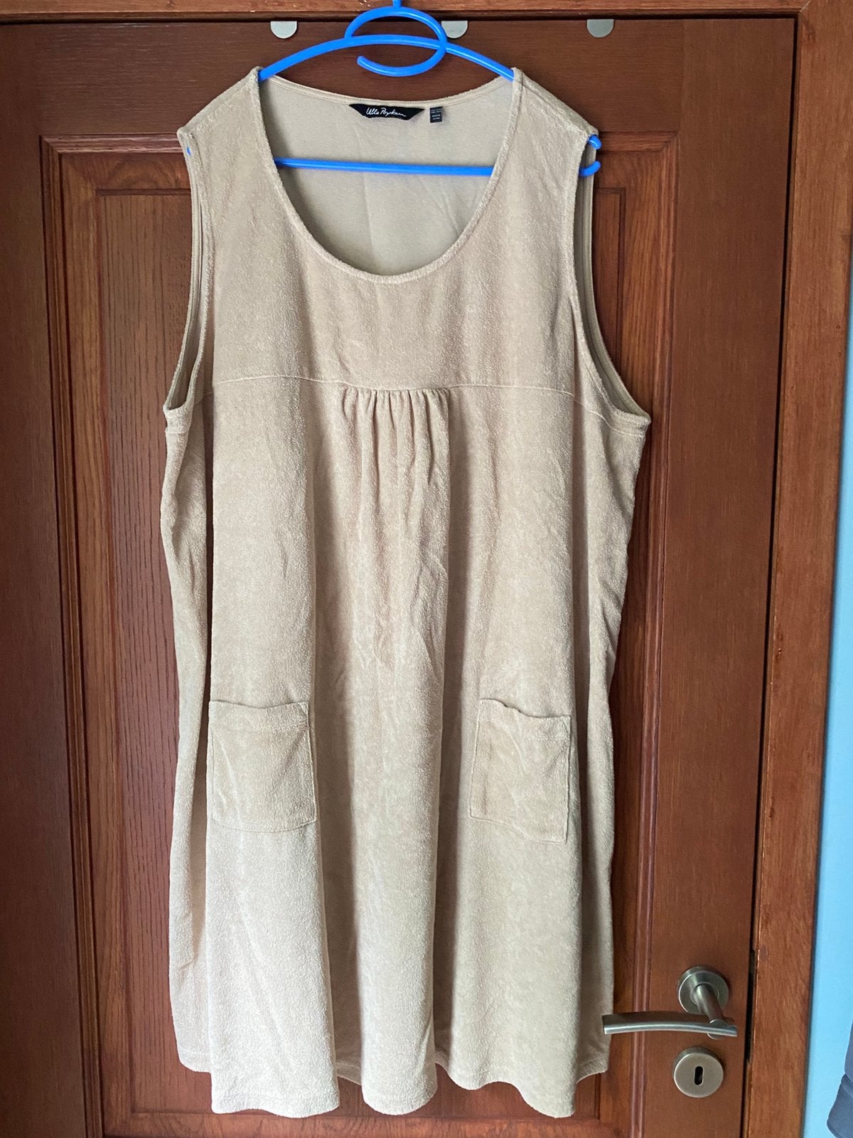 Sponzen kleed m54-56, Ophalen of Verzenden, Zo goed als nieuw, Beige