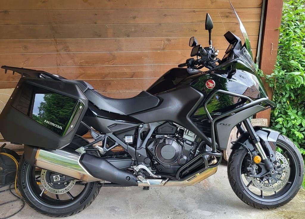 Moto Honda NT1100 manueel 33.000km, Motoren, 2 cilinders, Motorrijbewijs A, Gebruikt, Handvatverwarming