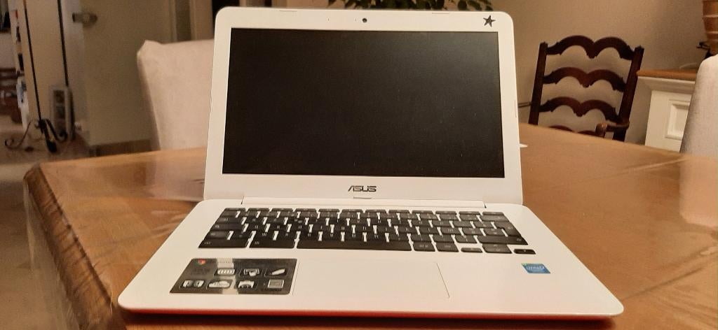 Asus chromebook C300  rouge    13.3", Asus, Enlèvement, Utilisé, Azerty