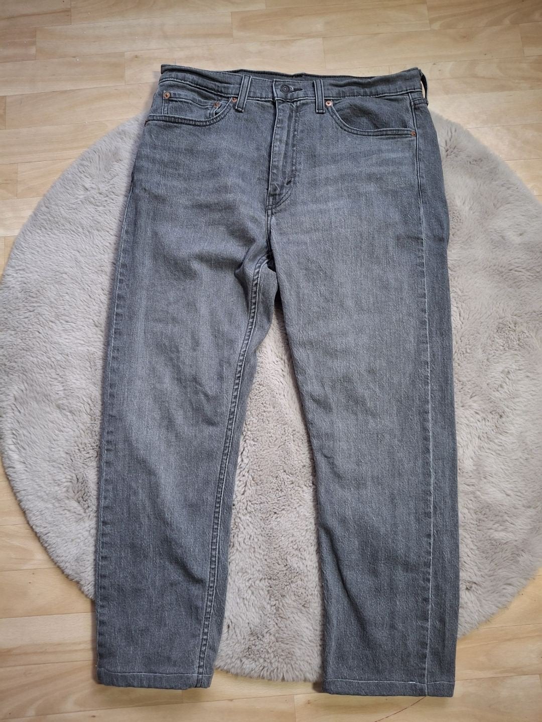 Jean Levi's 515 Slim Fit Taper gris W33 L32, Gris, Enlèvement ou Envoi, Comme neuf, W30 - W32 (confection 38/40)