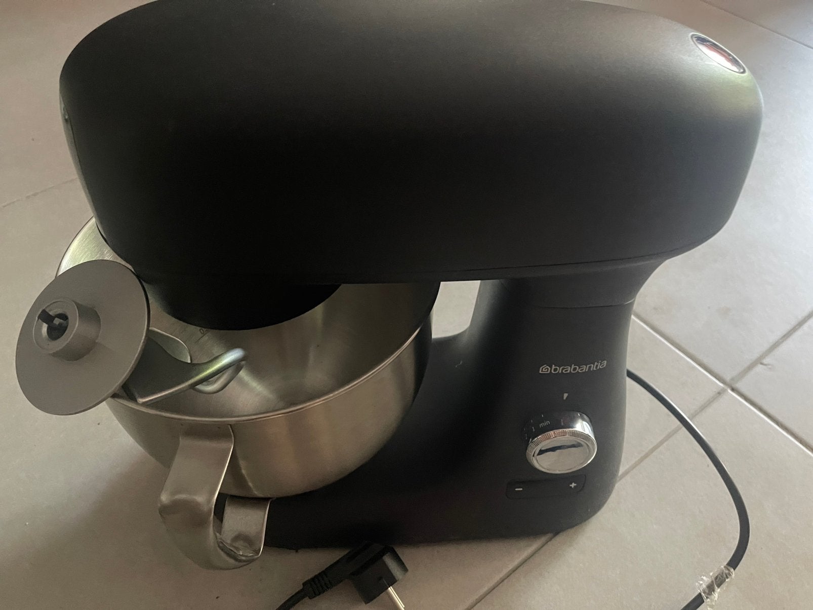 Brabantia keukenmachine in zeer nette staat, 4 liter of meer, Ophalen, Zo goed als nieuw, 3 snelheden of meer