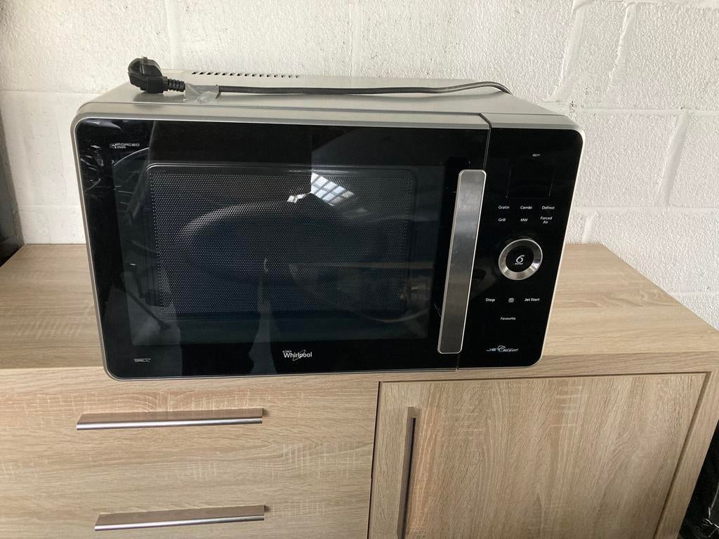 Combi microgolf whirlpool, Elektronische apparatuur, Microgolfovens, Ophalen, Zo goed als nieuw, Draaiplateau, Vrijstaand