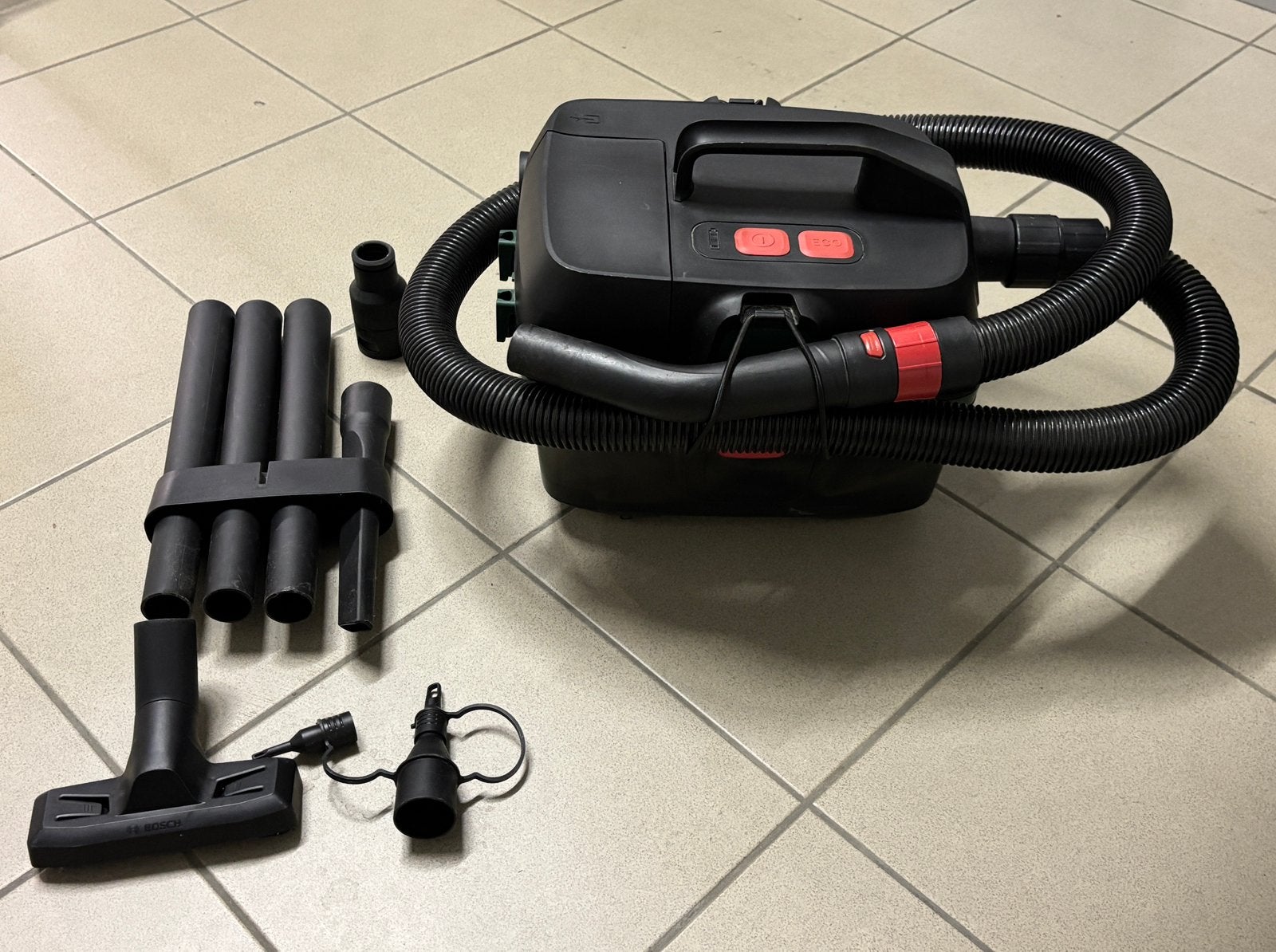 Bosch advancedvac 18v-8, Ophalen, Zo goed als nieuw, Bosch