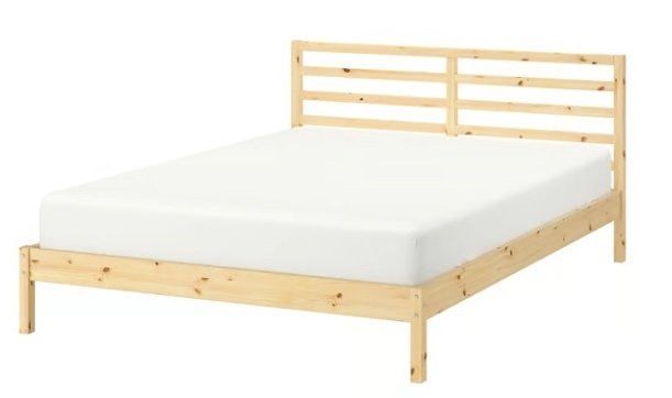 Bedframe Tarva met lattenbodem, Huis en Inrichting, Slaapkamer | Bedden, Ophalen, Gebruikt, Bruin, Tweepersoons