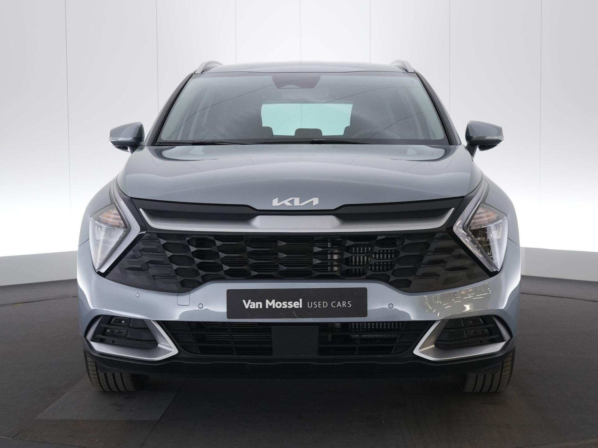 Kia Sportage 1.6 T-GDi 48V 7DCT Pulse (automatique), Argent ou Gris, 110 kW, 1505 kg, Noir
