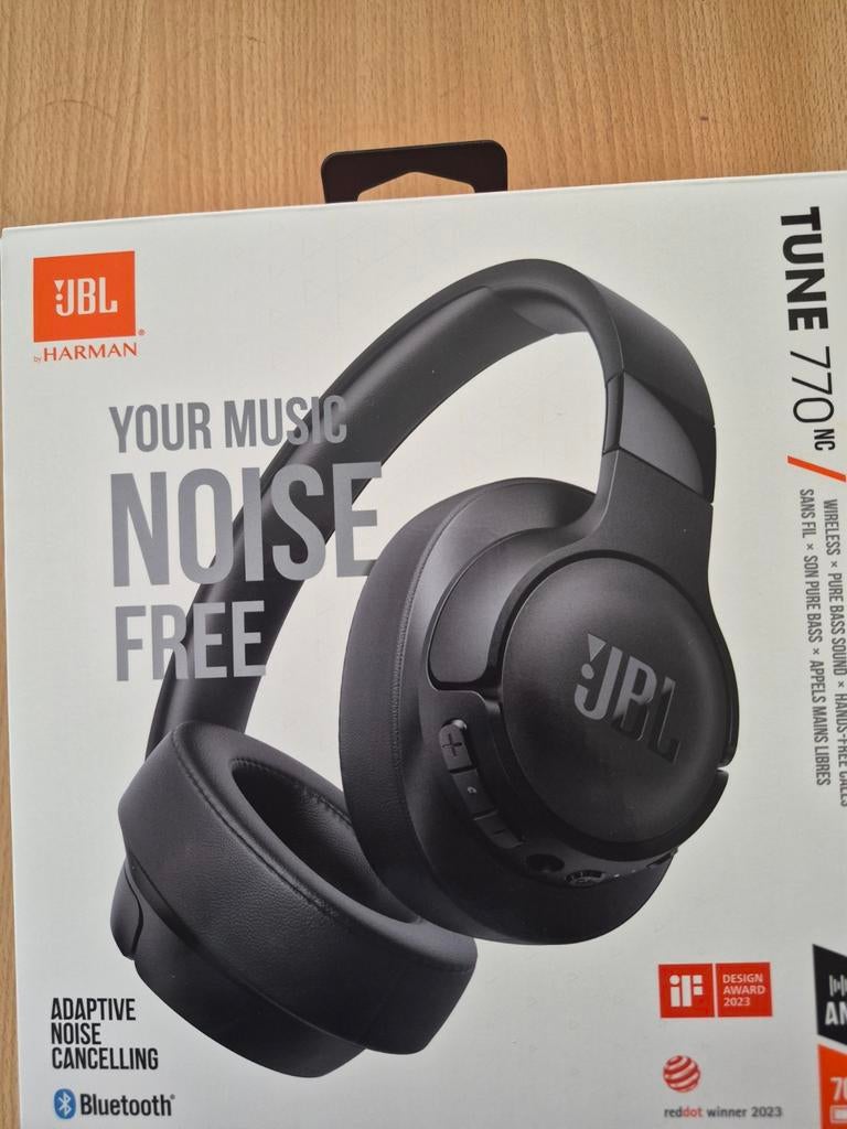 JBL. TUNE 770 NC, Ophalen