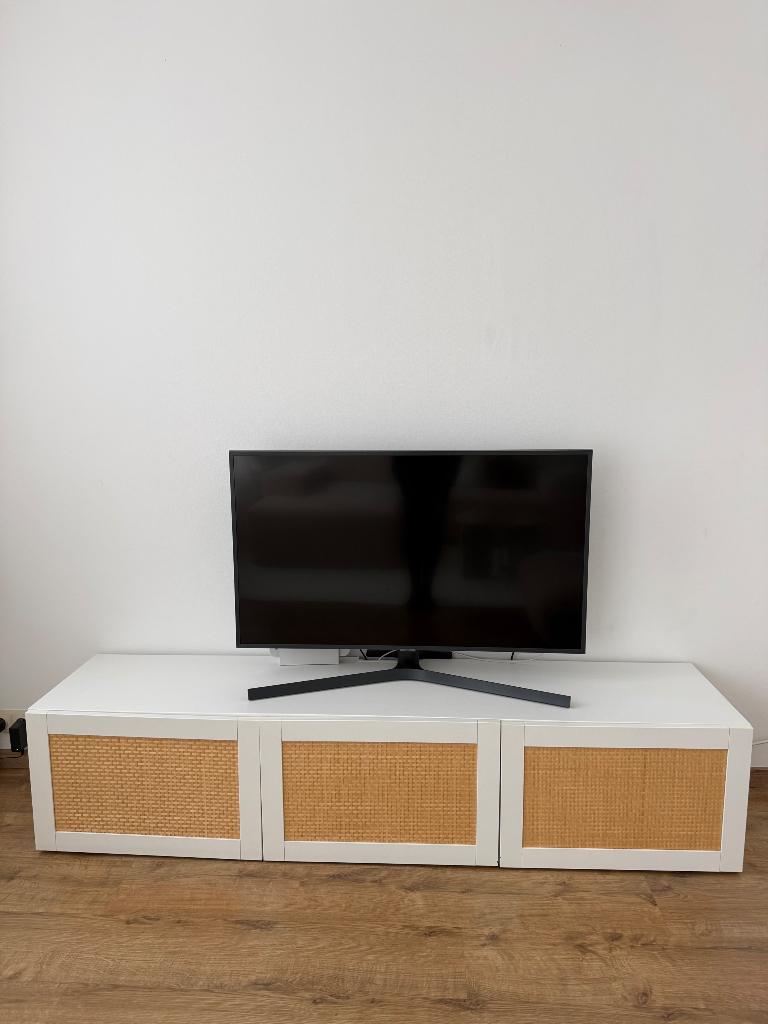 BESTA TVKAST IKEA ZEER GOEDE STAAT, Ophalen, Zo goed als nieuw