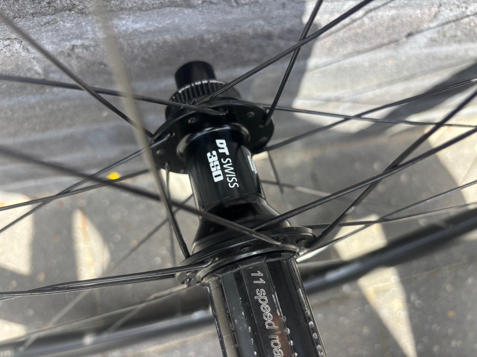 ② Roval C38 Disc wheelset Dt Swiss 350 11/12 Speed Shimano