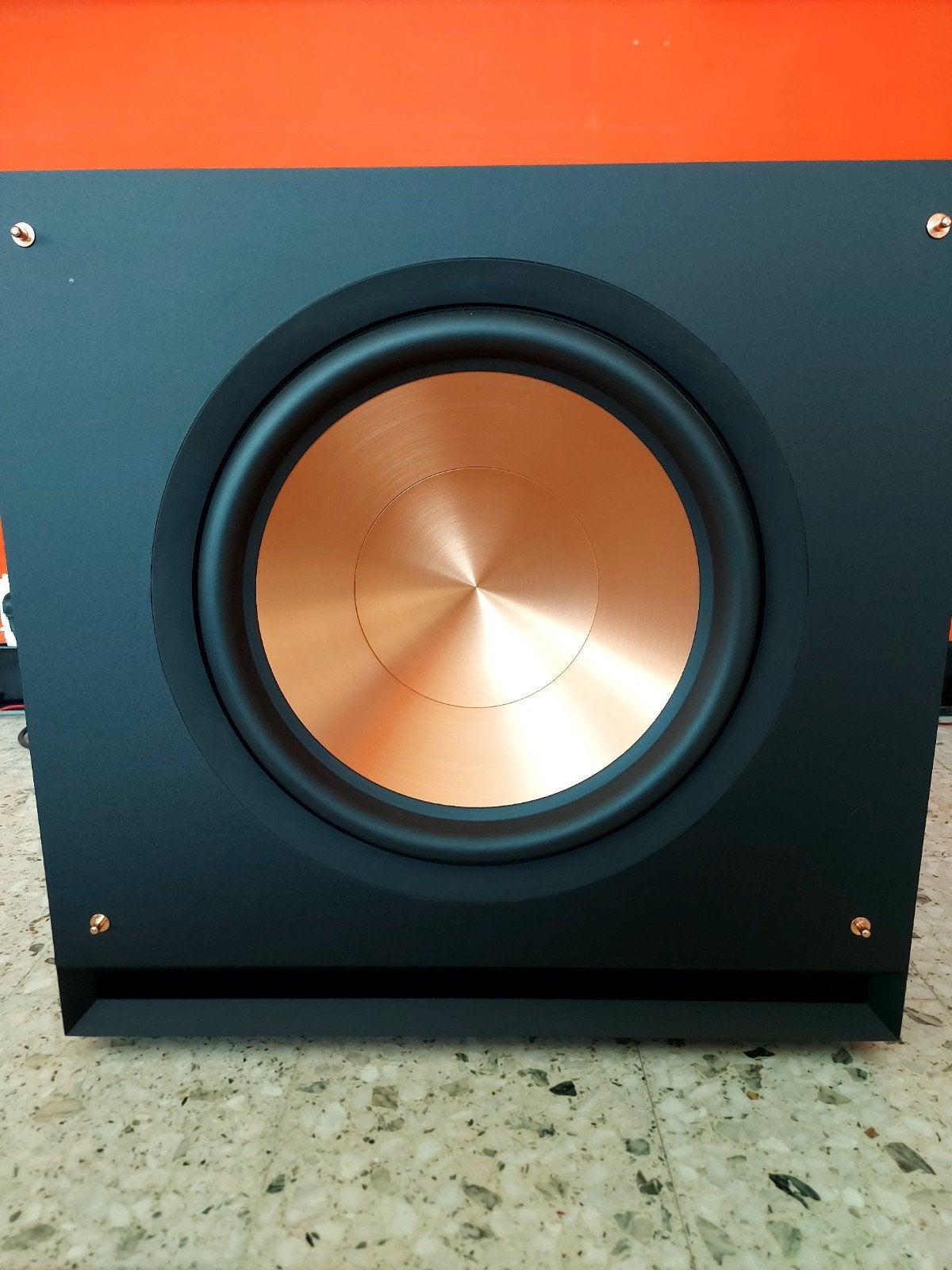 Klipsch RP 1600 SW, Ophalen