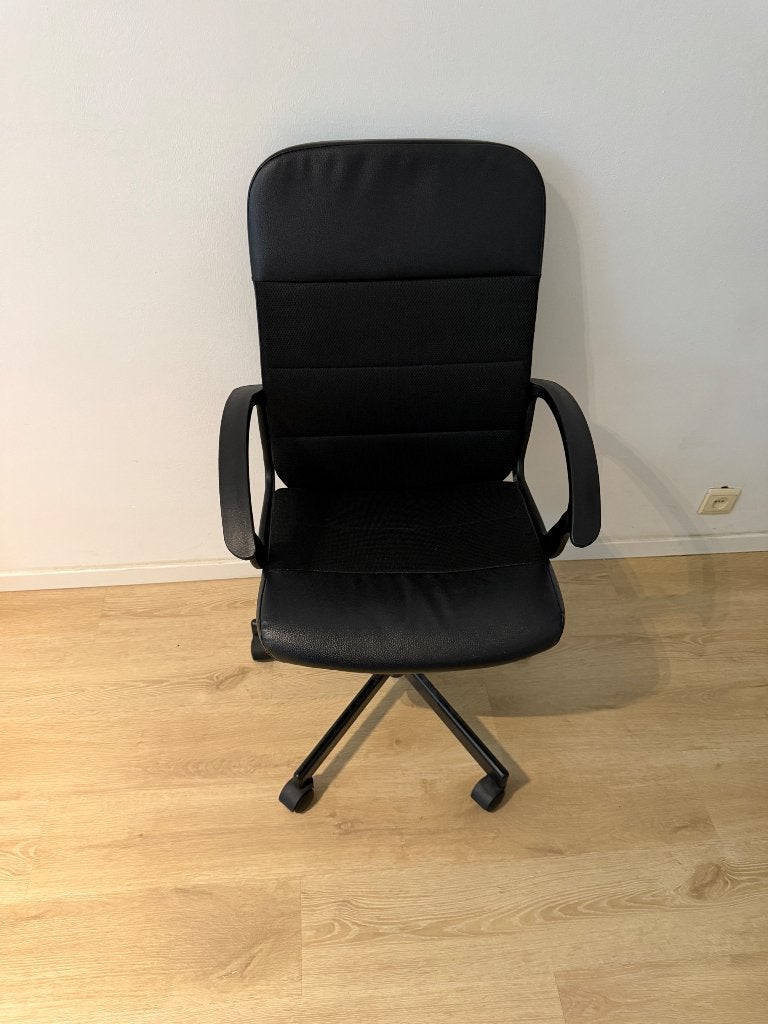 Gratis bureaustoel, Enlèvement, Utilisé, Noir, Chaise de bureau