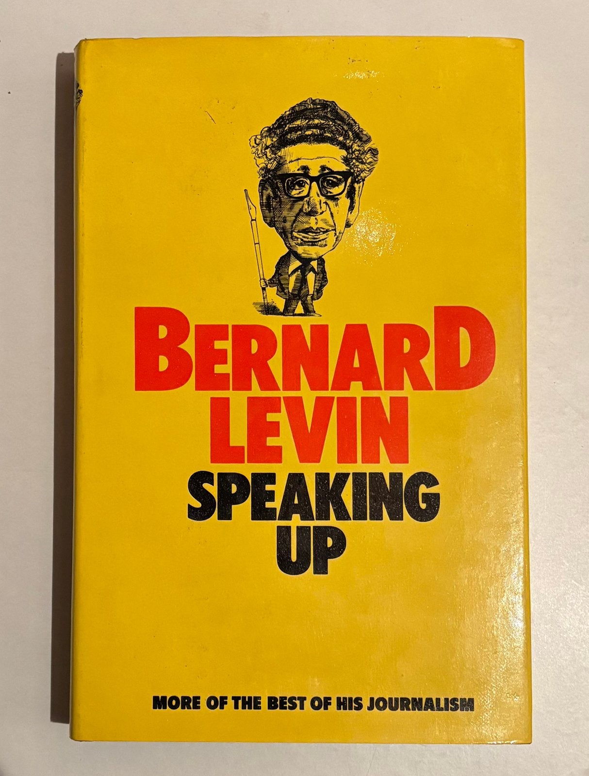 Bernard Levin - Speaking Up (Engels), Ophalen of Verzenden, Gelezen