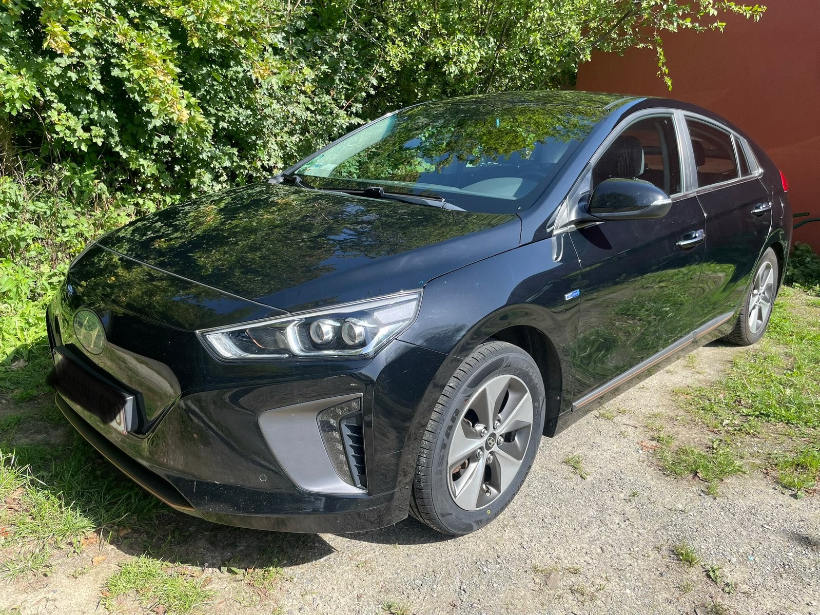 Hyundai Ioniq EV premium, Autos, Chargement par induction pour smartphones, Achat, 5 portes, Automatique