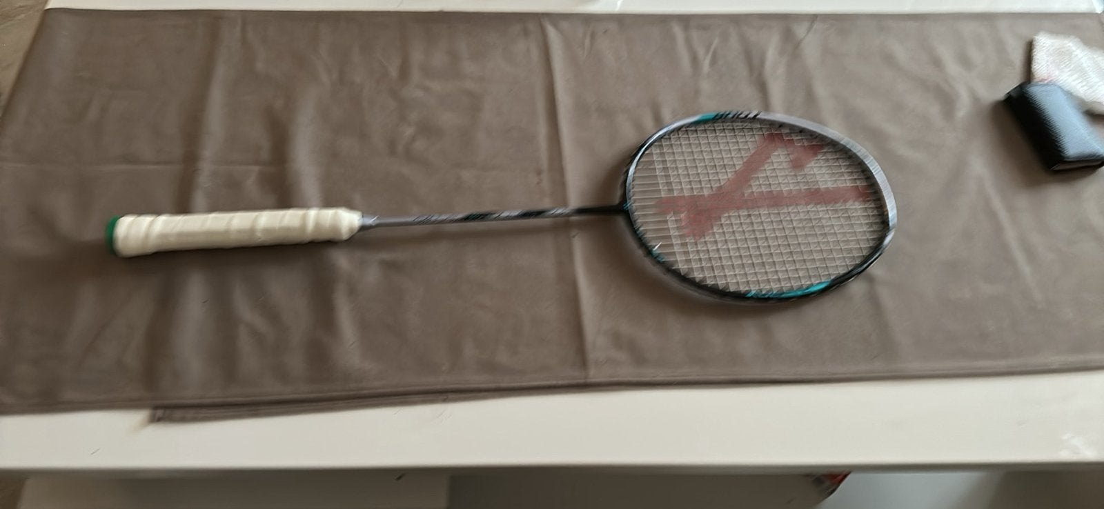 Astrox 88D TOUR, Sports & Fitness, Badminton, Enlèvement, Comme neuf