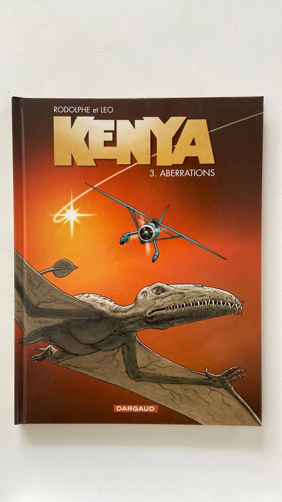 Kenya T3 Aberrations, Boeken, Ophalen, Zo goed als nieuw