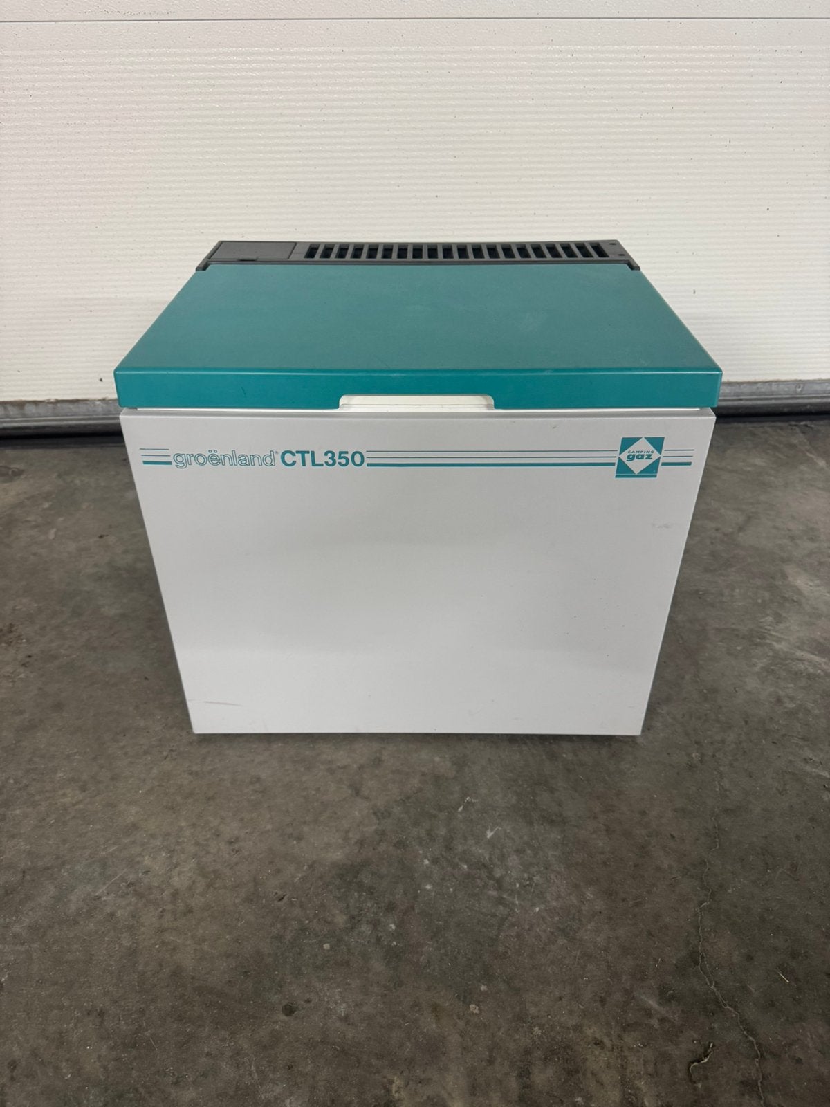Koelbox gas 12V en 220V, Ophalen, Zo goed als nieuw, Koelbox, Compressor