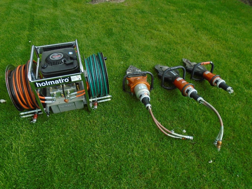 Holmatro gereedschap, knipper, spreider, olie aggregaat., Ophalen, Gebruikt