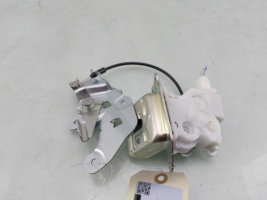 SLOTVANGER ACHTERKLEP Suzuki Ignis (MF) (01-2016/-), Gebruikt, Suzuki