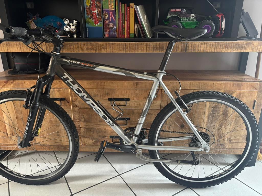 Mountainbike thompson, Enlèvement, Utilisé