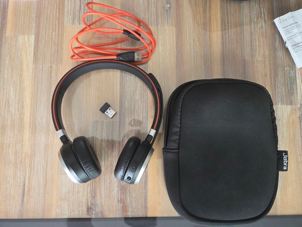 Casque audio Jabra link 370, Audio, Tv en Foto, Hoofdtelefoons, Ophalen of Verzenden, Zo goed als nieuw