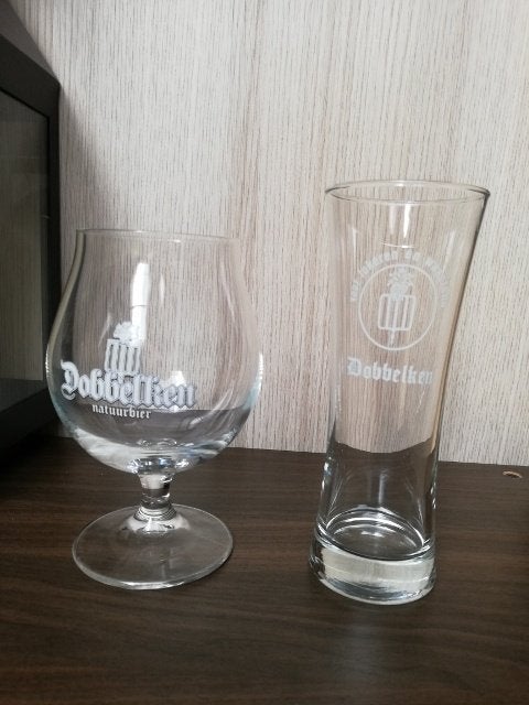 2 bierglazen Dobbelken., Enlèvement ou Envoi, Comme neuf