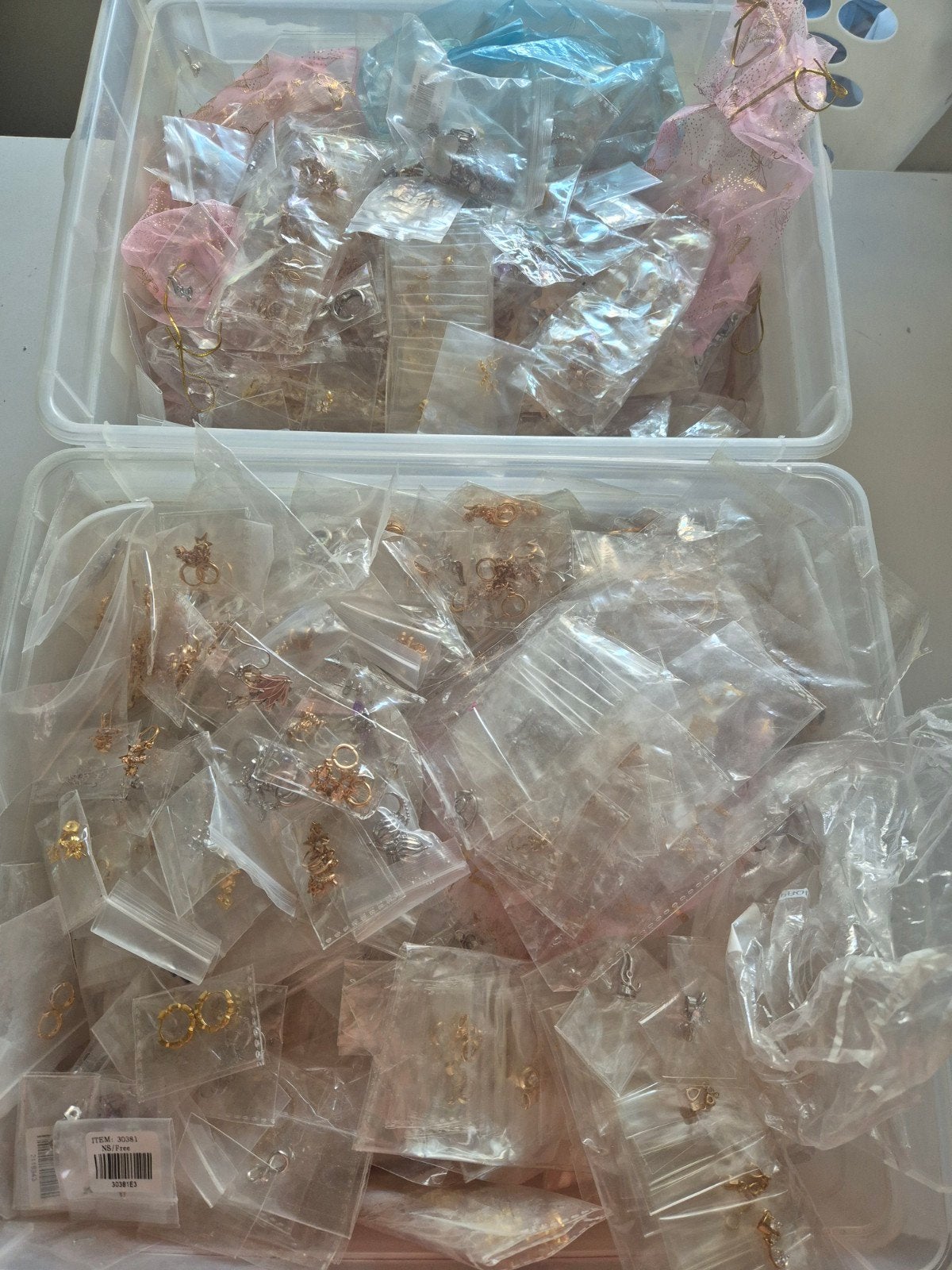 Groot lot van 500+ nieuwe fantasiejuwelen nikkel- & tinvrij, Handtassen en Accessoires, Kettinghangers, Ophalen