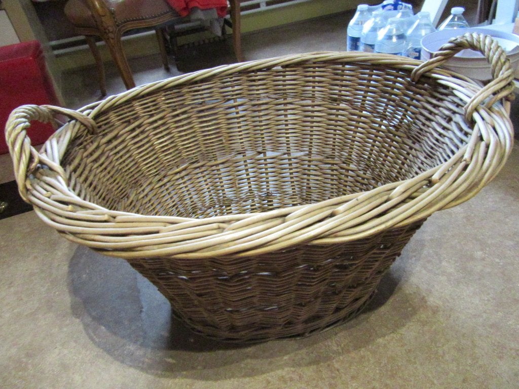 ancienne manne de linge ou rangement en osier, Enlèvement, Utilisé, Ovale, Osier