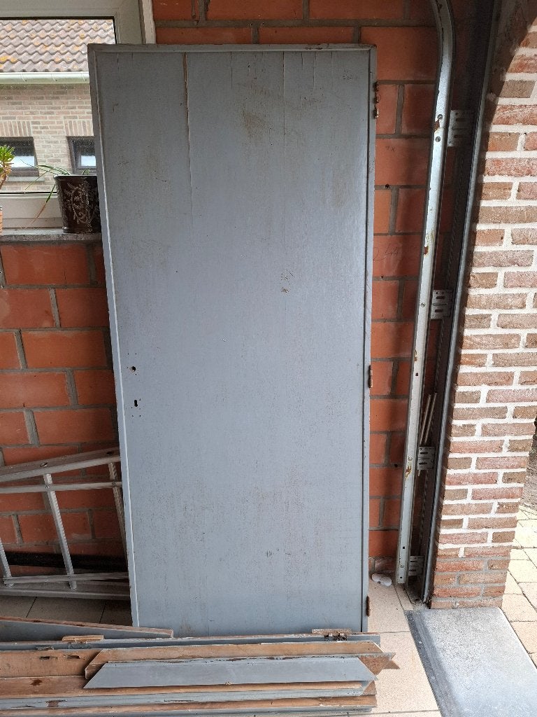2 binnendeuren 1 met kader, gratis, Ophalen, Gebruikt, 80 tot 100 cm, Binnendeur