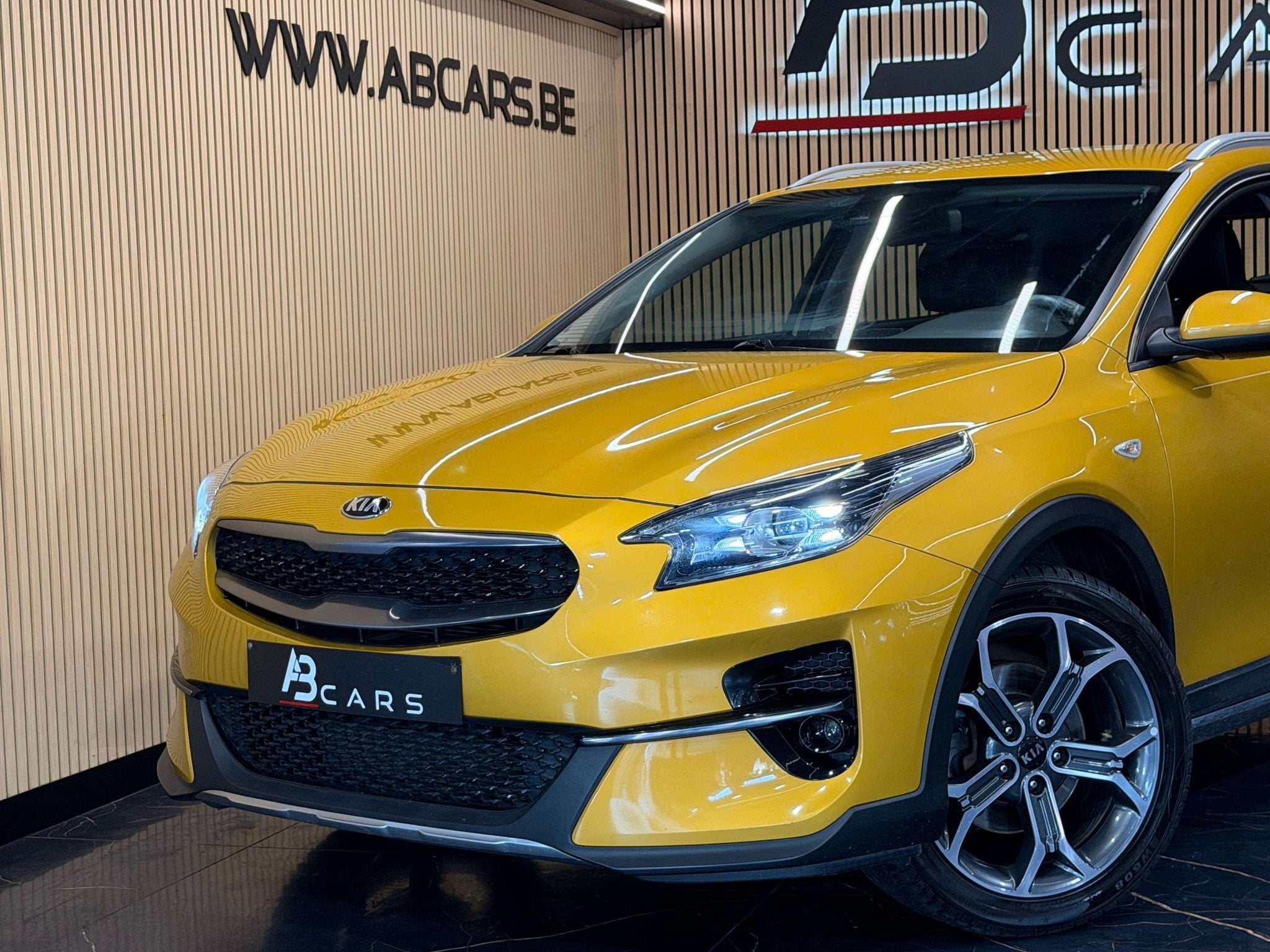 Kia Xceed 1.0 T-GDi * SPORT * GARANTIE 12 MOIS * 1ER PROP *, Auto's, Kia, XCeed, Gebruikt, 120 pk, Geel