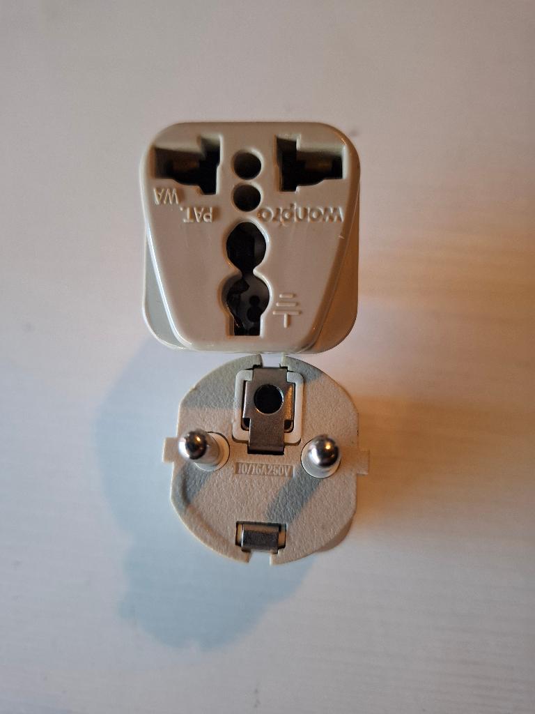 adaptateur électrique, Bricolage & Construction, Enlèvement