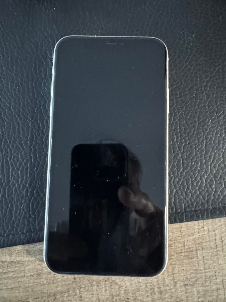 Iphone 11 64gb, Telecommunicatie, Ophalen, Zo goed als nieuw, IPhone 11