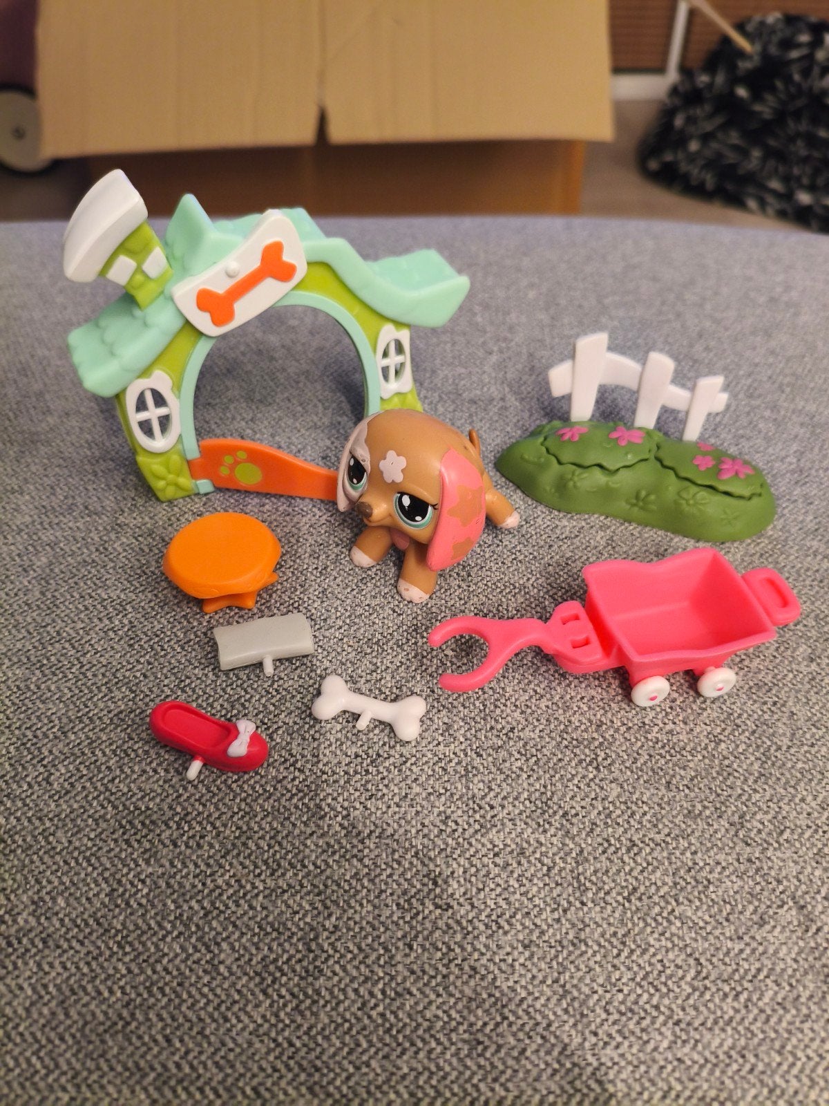 Littlest Pet Shop Walkables Dog, Kinderen en Baby's, Speelgoed | Overig, Ophalen of Verzenden, Gebruikt, Jongen of Meisje
