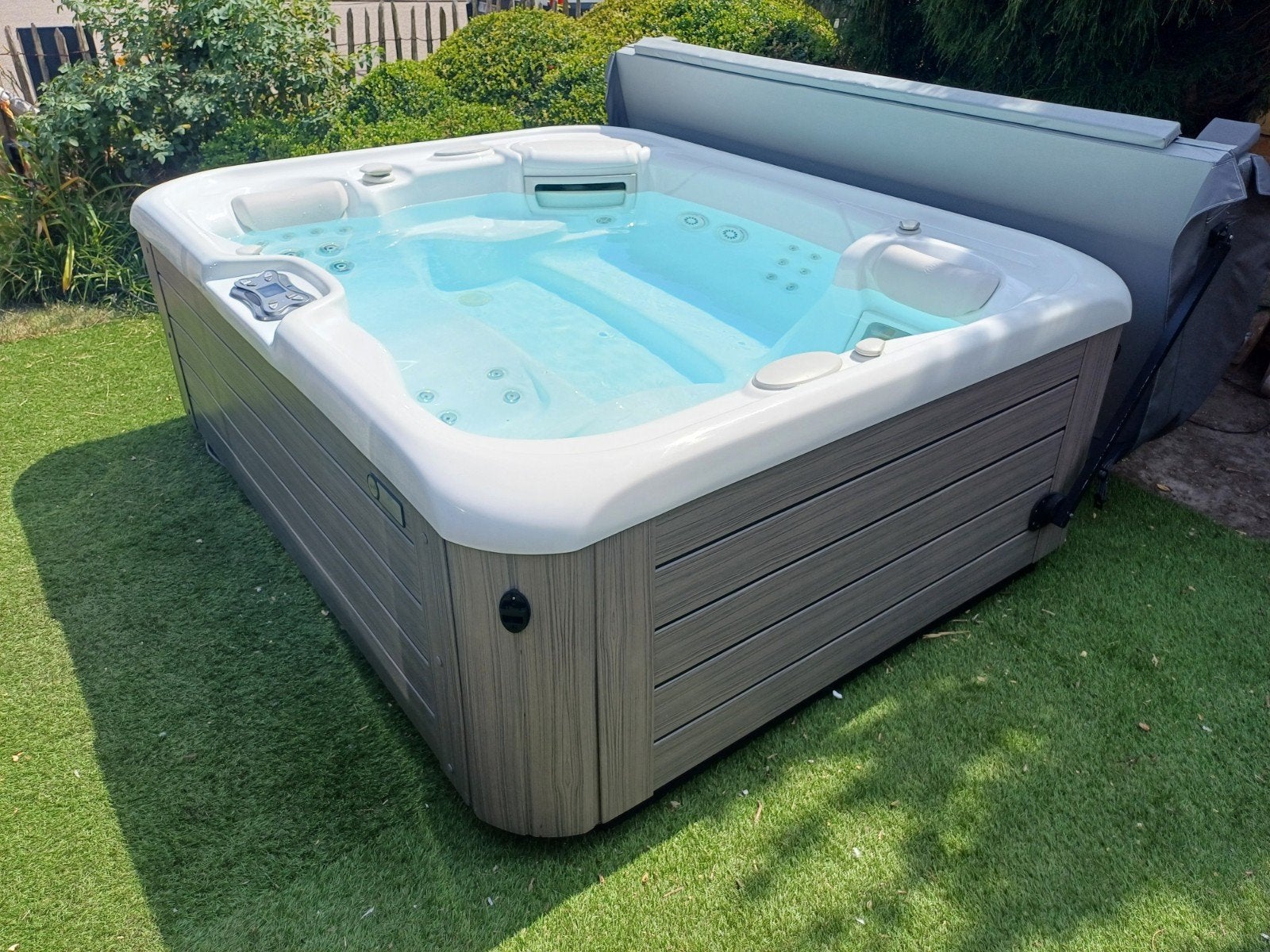 Hotspring triumph jacuzzi, Tuin en Terras, Ophalen