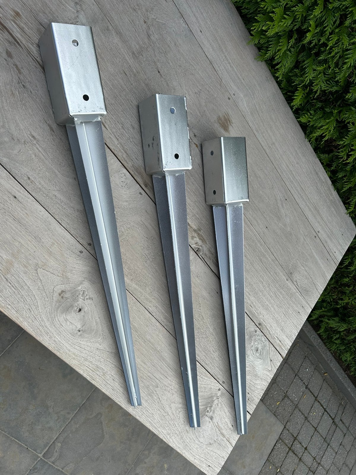 Grondpinnen voor bevestiging tuinpalen 7 cm, Ophalen, Nieuw